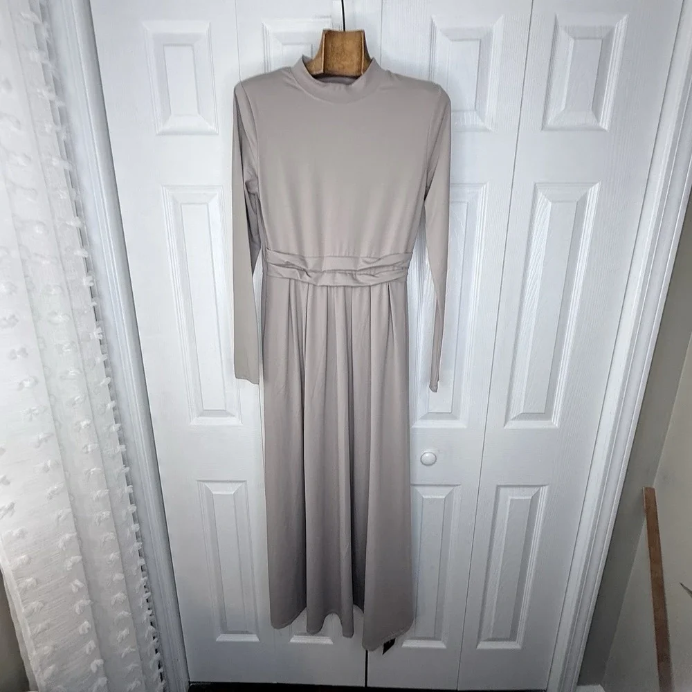 HALARA nwt mock